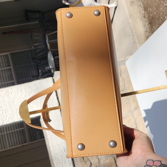 Pixie Mood 2 Piece Set - Shoulder Tote and Mini Zip Bag - Vegan Leather - Picture 6 of 10